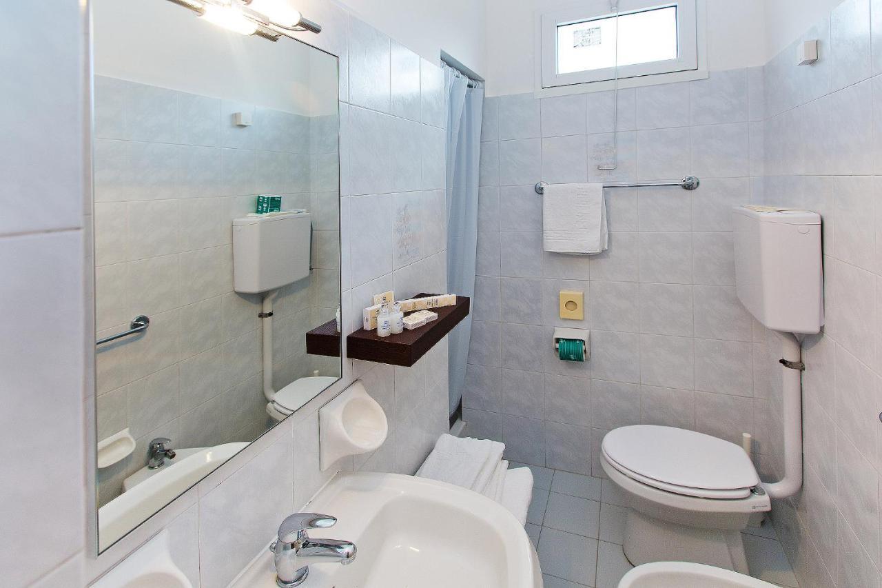 Hotel Maine Finale Ligure Dış mekan fotoğraf