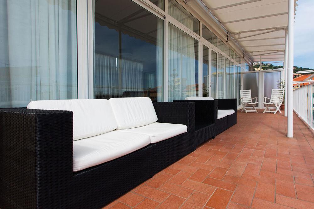 Hotel Maine Finale Ligure Dış mekan fotoğraf
